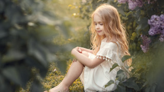 Little girl grass flowers portrait - little free wallpaper for desktop