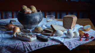 Table foods bowl penguin stilllife - food photography free wallpaper