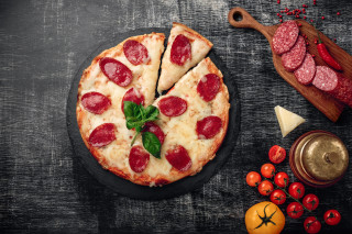 Pepperoni pizza slice cheese plate - coppo di marcovaldo free wallpaper