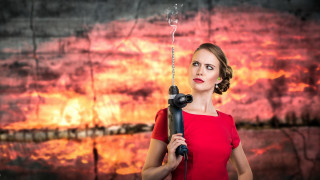 Woman blowdryer sunset clouds autumn - a painting of a sunset free wallpaper