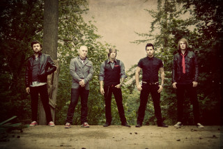 Men standing together trees bushes - eric taylor free wallpaper for desktop