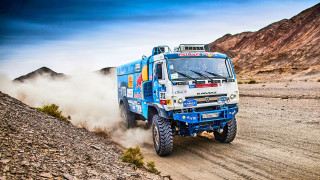 Truck dirt road desert dust 2 - dust free wallpaper