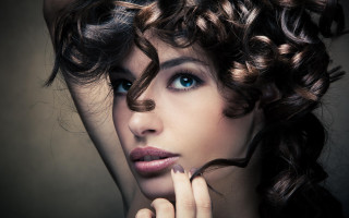 Curly haired blue eyed portrait - curly hair free wallpaper