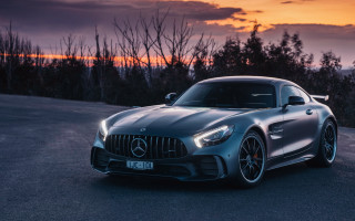 Silver mercedes sunset reflection clouds - 4k uhd image free wallpaper