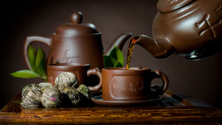 Teapot pouring tea green leaves - cao zhibai free wallpaper