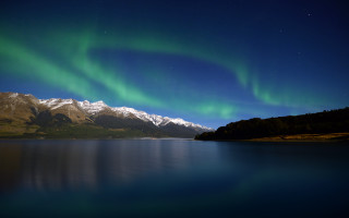 Lake mountain green aurora snow - mountain in the distance free wallpaper