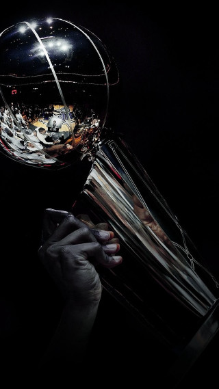 Person phone wine blackbackground hyperrealism - free cyberpunk wallpaper for mobile