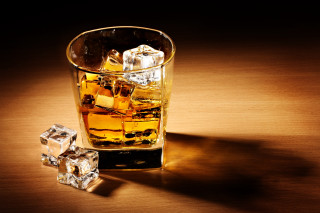 Whiskey glass ice cubes table 2 - david begbie free wallpaper