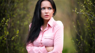 Eve ryder pink shirt forest - a pink shirt free wallpaper