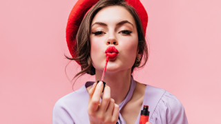 Woman red hat lipstick fashion - edwin georgi free wallpaper
