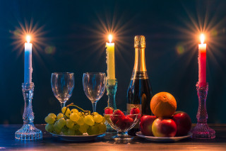 Romantic stilllife fruit wine candle - free christmas wallpaper for desktop