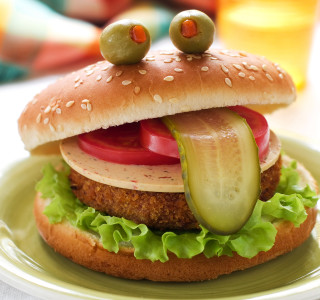 Sandwich pickles tomatoes lettuce hyperrealism - food photography free wallpaper