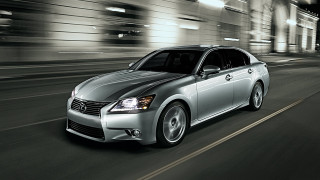 Silver car night city motion - motion free wallpaper