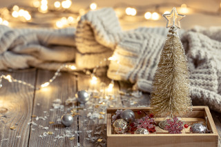 Small christmas tree wooden box - a wooden box free wallpaper