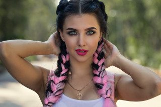 Elina karimova pink black scarf - free other wallpaper for desktop