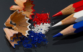 Pencils colored shavings tabletop black - composition free wallpaper