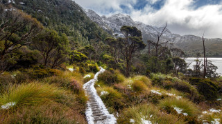 Mountain lake snow trees clouds - snow covered mountains and trees free wallpaper