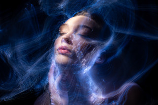Woman smoke water hologram black - behance hd free wallpaper