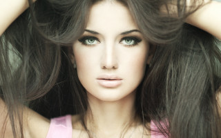 Woman longhair greeneyes windpose photorealistic - realistic shaded perfect face free wallpaper