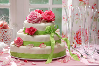 Three tiered cake pink flowers - pastel free wallpaper