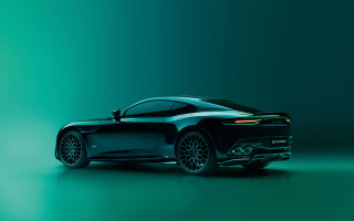 Black sports car green background - a black rim free wallpaper