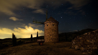 Windmill hill night sky stars - a windmill free wallpaper