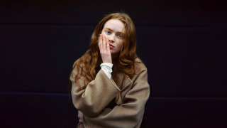 Woman hand face mouth dark - pre free wallpaper