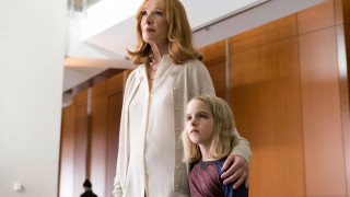 Woman standing room wooden walls - neoism free wallpaper