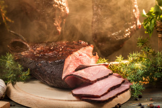 Large meat cutting board garlic - a cutting board next free wallpaper