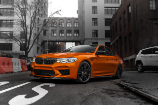 Orange bmw city street 3d - synchromism free wallpaper for desktop