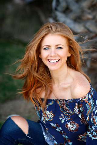 Woman red hair smiling ground - alison debenham free wallpaper