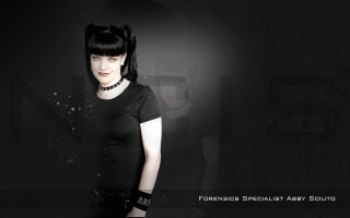 Woman black shirt black choker - dark background free wallpaper for desktop