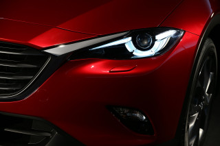 Red car headlight light black - rim light free wallpaper for desktop