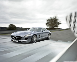 Silver mercedes sports car track - a track free wallpaper for desktop