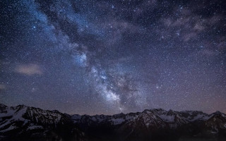 Night sky stars mountain range 2 - star and a mountain range in the background free wallpaper