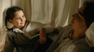 Woman child couch smiling remote - a couch together free wallpaper