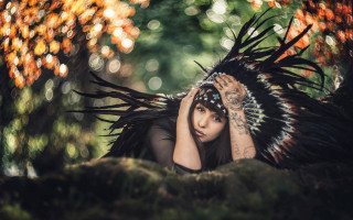Woman headdress feathers rock woods - a rock free wallpaper for desktop