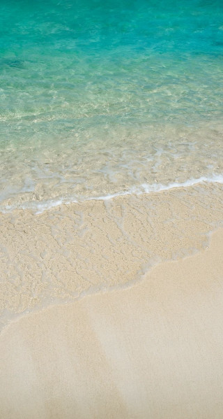 Beach blue ocean white sand - free beach wallpaper for mobile