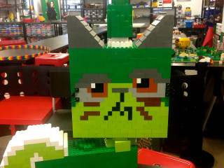 Lego head green monster red - a red nose free wallpaper