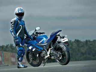 Man blue motorcycle suit helmet - a blue motorcycle free wallpaper