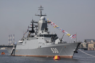 Large gray boat flags water - flag free wallpaper