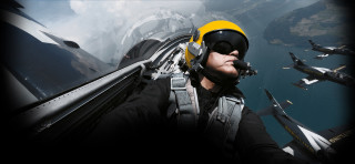 Helmet fighterjets military scifi aircraft - a man in a helmet free wallpaper for desktop