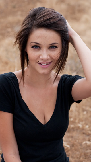 Woman bench bun black shirt - a bench free wallpaper for mobile