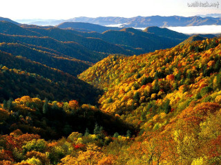 Mountain autumn clouds campfire charmander - a view of a mountain range free wallpaper for desktop