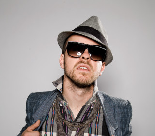 Man hat sunglasses hand hip - his hip free wallpaper for tablet