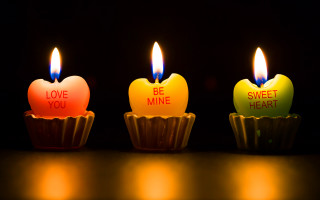 Three lit candles dark words - a cupcake free wallpaper