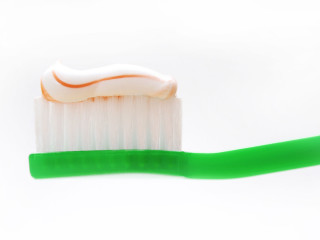 Toothbrush green toothpaste white toothbrush - a toothbrush free wallpaper for desktop