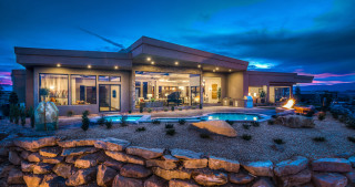 House pool fire pit night - a house free wallpaper