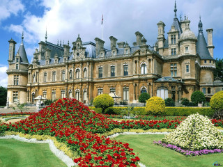 Large building garden flowers front - the front of it free wallpaper