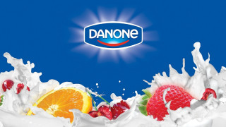 Fruit milk splashing danone image - a picture of a bunch free wallpaper